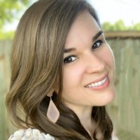 Audra Walsh Psychology Group Employee Nina Messer's profile photo