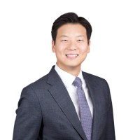 KKR & Co. Inc. Employee Justin Park's profile photo