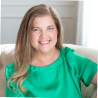 Ezra Group, LLC Employee Tracey Moyer's profile photo