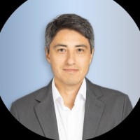 E-mail e número de telefone de Massao Sinofzik