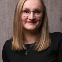Regina Deutsch Email