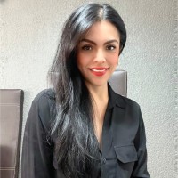 DE LEON PROFESIONALES® Employee Viridiana Caballero's profile photo