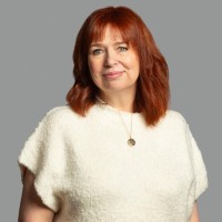 Julia Thomas Email & Phone Number