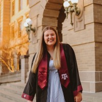Savannah Clark Email & Phone Number
