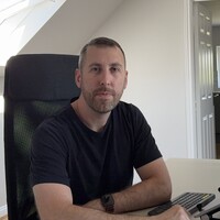 Indigo GTM Employee Lee Harding's profile photo