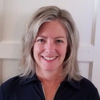 Tina MacQuarrie Email