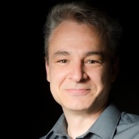 Zoltán Pálfi Email