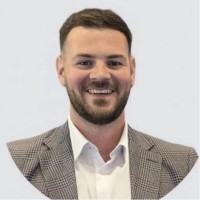 Calum Thomson Email & Phone Number