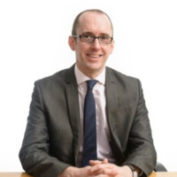 Simon Earnshaw Email