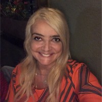 Language School InterClass Employee Kika Lima's profile photo
