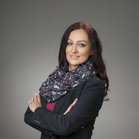 Sofía Serra-Bustamante Email