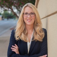 UFG Insurance Employee Julie Stephenson's profile photo