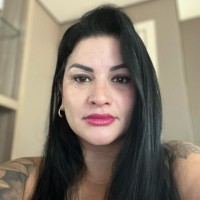 NFE.io Employee Flavia Montanhana's profile photo