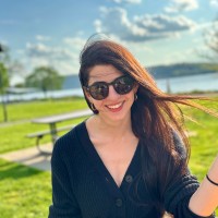 Schwab Network Employee Emma Zlotowitz's profile photo