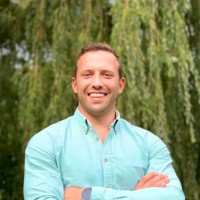 Oskar Johnston Email & Phone Number