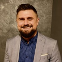 Marek Hlaváč Email