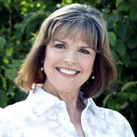 SBS Creatix Employee Debbie Hogan's profile photo