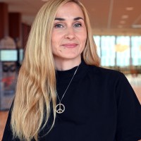 Jasmina D. Email