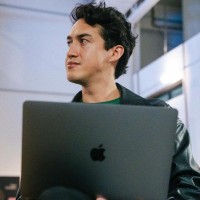 César V. Góngora Email
