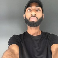 Saks Fifth Avenue Employee Aaron Starnes's profile photo