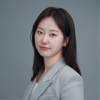 Shuang Liu Email & Phone Number