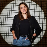 Julia Hölzl Email