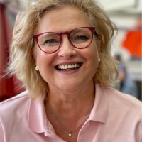 Rebecca Hofstätter-Griss Email