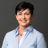 Erika Fekete Email