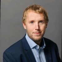 Marek Beneš Email