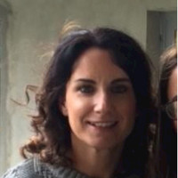 Laura MacMahon Email