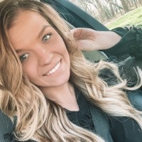 JBTS Employee Kamila Tomasiczek's profile photo