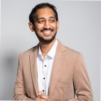 E-mail e número de telefone de Keith Kakadia