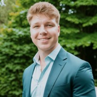 Big Box Outlet Store Employee Ryan Wasielak's profile photo