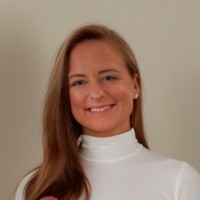 Revise Employee Toni Bennett's profile photo