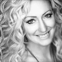 Adoption.com Employee Julie Phelps's profile photo