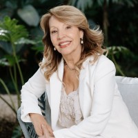 Zenaide Luciano Email