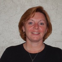 Angela Schuh