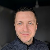 Benchling Employee Lee Robinson's profile photo
