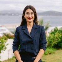 Ayşe Şen Email