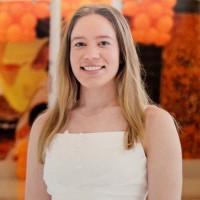 Anna Weis Email & Phone Number
