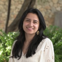 Paula Johanna Garzón Email