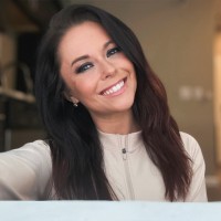 Amanda Raymond Email & Phone Number