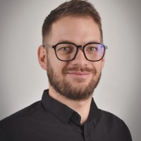 Miroslav Slovaček Email