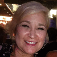 Lōvu Health Employee Julie Harris's profile photo