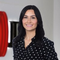 JLL Employee Amanda Lake's profile photo