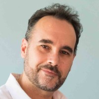 Oscar Aranda Email
