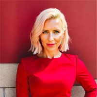 iOL Employee Julia Bradley's profile photo