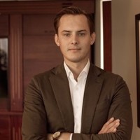 Johan Möller Email & Phone Number