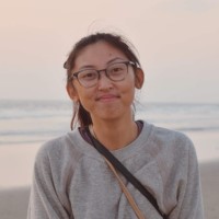 Emily le Email & Phone Number