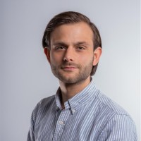Chris de Vries Email